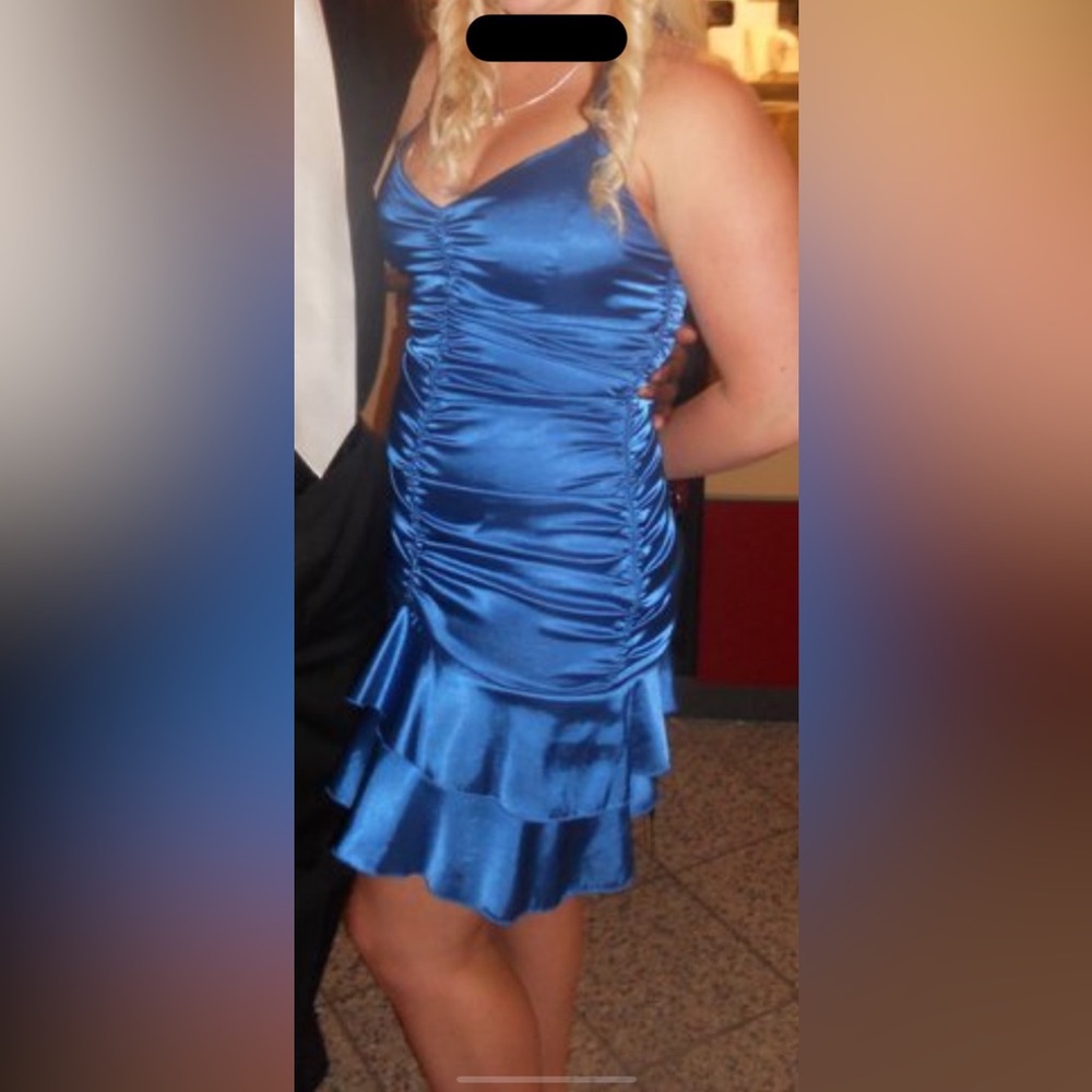 Jessica McClintock homecoming style dress size 5 blue